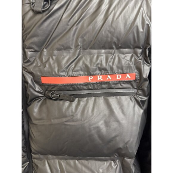 Prada XL Black Hooded Puffer Jacket With Graphene Padding Technology & Zipper Cl - Picture 9 of 16